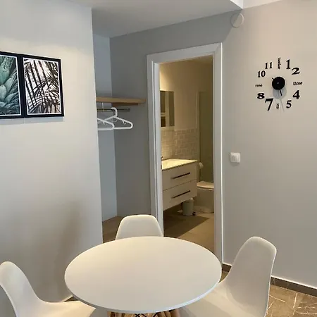 Theta θ2 Luxury Apartment's Soluň